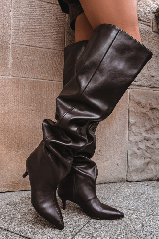 Bottes hautes pour femmes à enfiler avec talons fins en chocolat Ysolienne