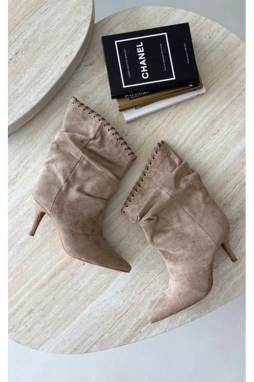 Bottines froncées avec talons fins couleur sable Herella