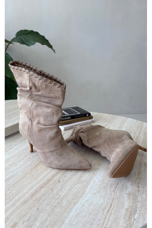 Bottines froncées avec talons fins couleur sable Herella