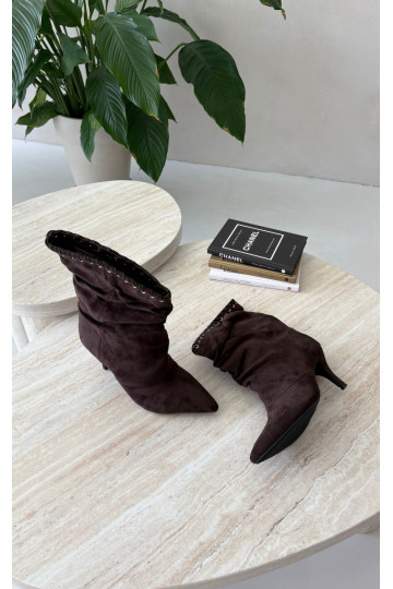 Bottines froncées avec talons fins couleur chocolat Herella