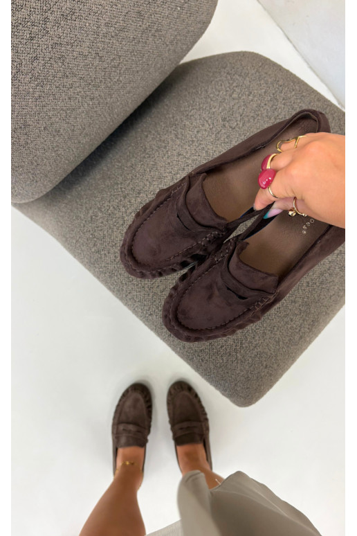 Mocassins pour femmes avec volants en daim synthétique couleur chocolat Sabley
