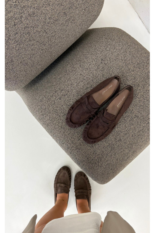 Mocassins pour femmes avec volants en daim synthétique couleur chocolat Sabley