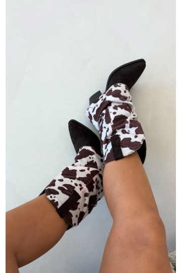 Bottines style cowboy avec tige incurvée et talons couleur marron Havie 2