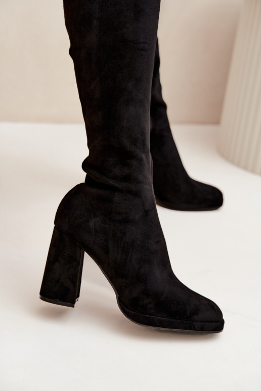 Bottes hautes femmes avec inserts sur talon carré noir Brivana
