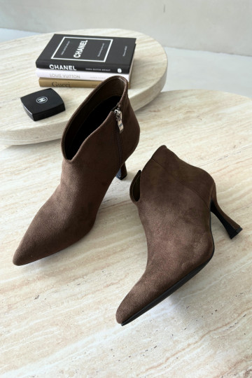 Bottines pour femmes sur talon fin avec bout pointu couleur kaki Bessia