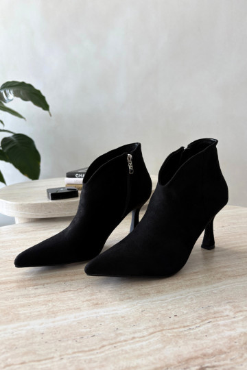 Bottines pour femmes sur talon fin avec bout pointu couleur noire Bessia 2