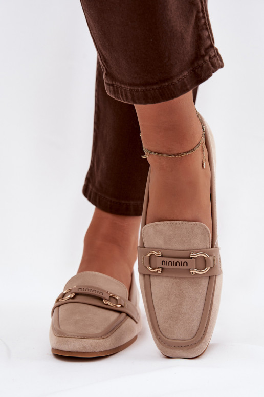 Mocassins couleur sable avec éléments décoratifs Evelora