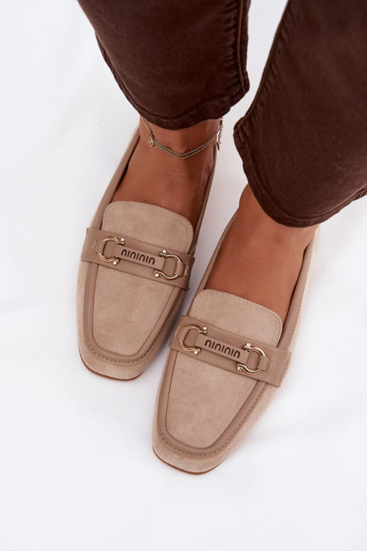 Mocassins couleur sable avec éléments décoratifs Evelora