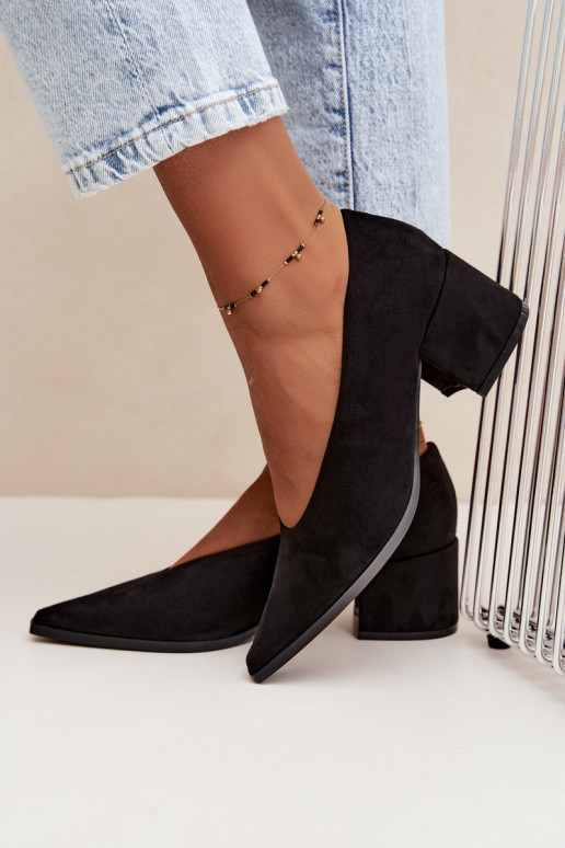 Chaussures à bout pointu et talons carrés couleur noire Lavisa