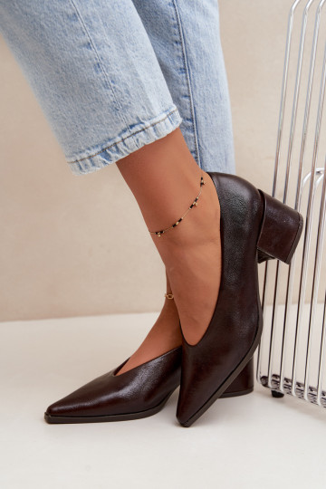 Chaussures à bout pointu et talons carrés en simili cuir couleur brun foncé Lavisa