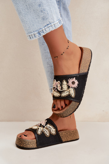 Chaussons de plateforme noirs pour femmes avec décoration Ledina 2