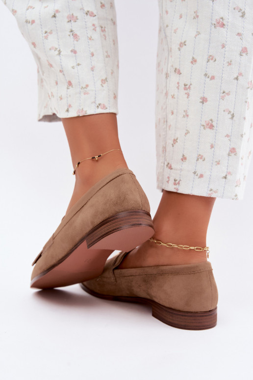 Mocassins beiges pour femmes avec franges et détails dorés Brenis