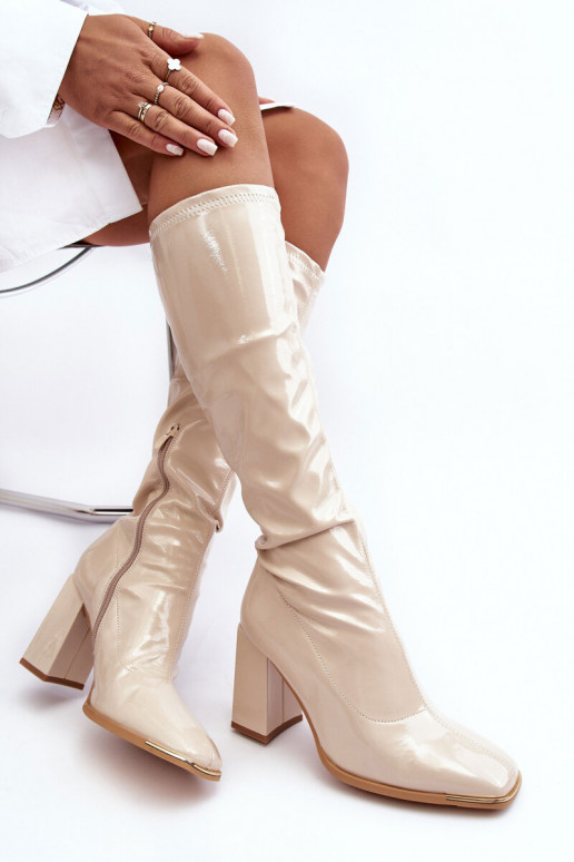 Bottes hautes couleur sable avec talons et effet verni Mlokva