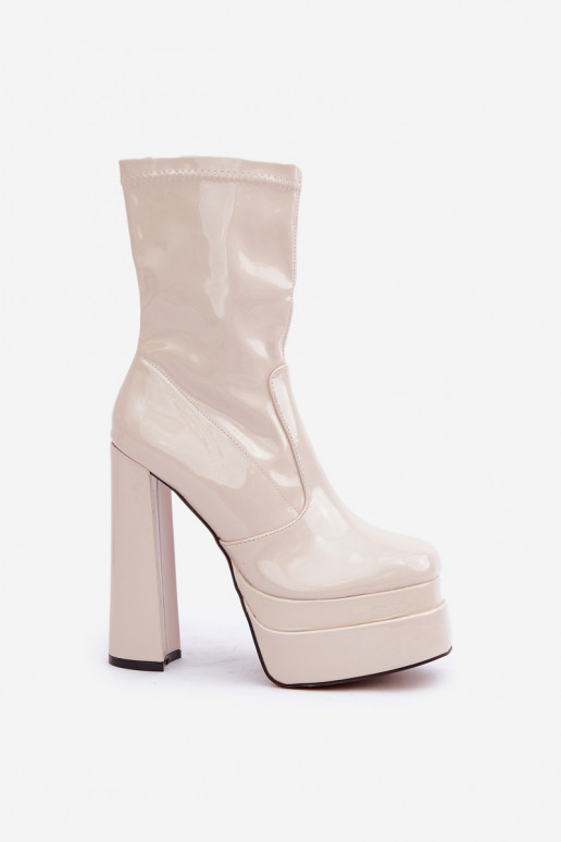 Bottines couleur sable avec plateforme et effet verni Lotisha