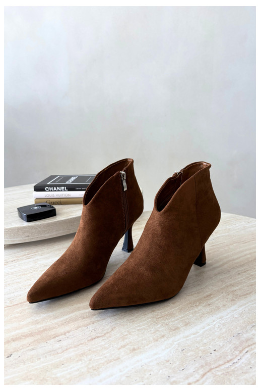 Bottines pour femmes sur talon fin avec bout pointu couleur marron Bessia
