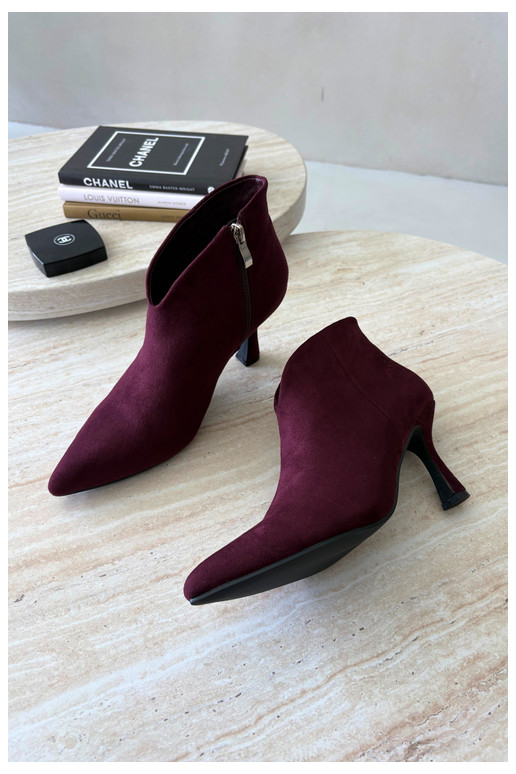 Bottines pour femmes sur talon fin avec bout pointu couleur bordeaux Bessia