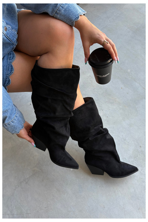 Bottes au-dessus du genou pour femmes avec partie supérieure incurvée et talons en daim couleur noire Durela
