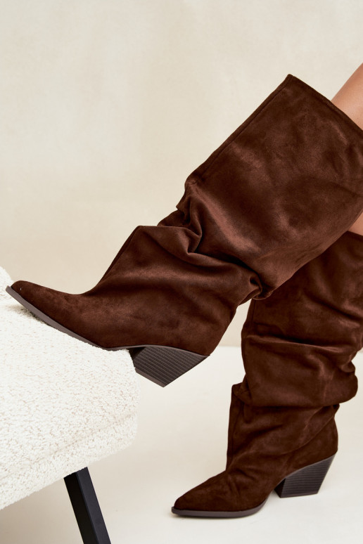 Bottes hautes pour femmes avec un dessus courbé et des talons en daim, marron Durela