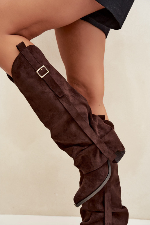 Bottes au-dessus du genou pour femmes avec talons, volants et boucles couleur chocolat Caster