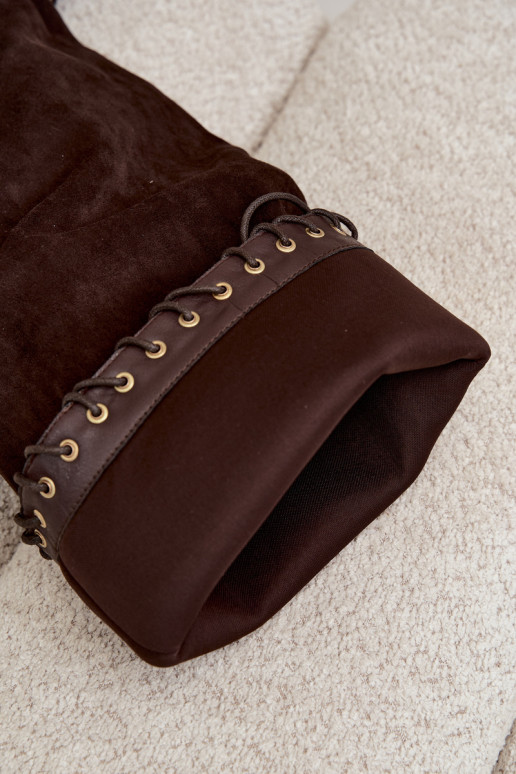 Bottes longues à talon moyen en daim synthétique avec lacets décoratifs couleur chocolat Juletta