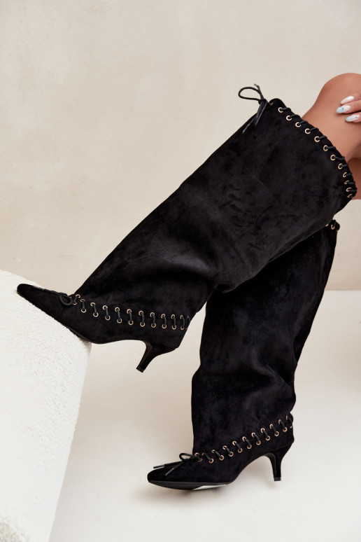 Bottes longues à talon moyen en daim synthétique avec lacets décoratifs couleur noire Juletta