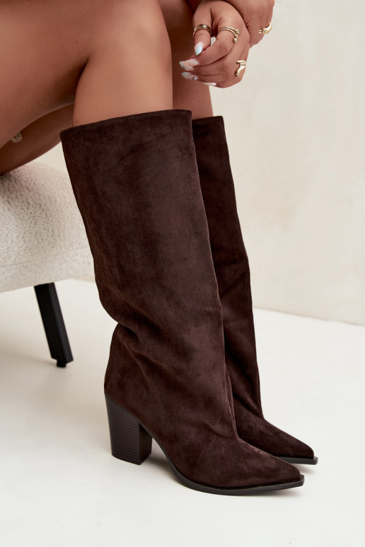 Bottes femme hautes à enfiler avec talons en daim synthétique couleur chocolat Carmina