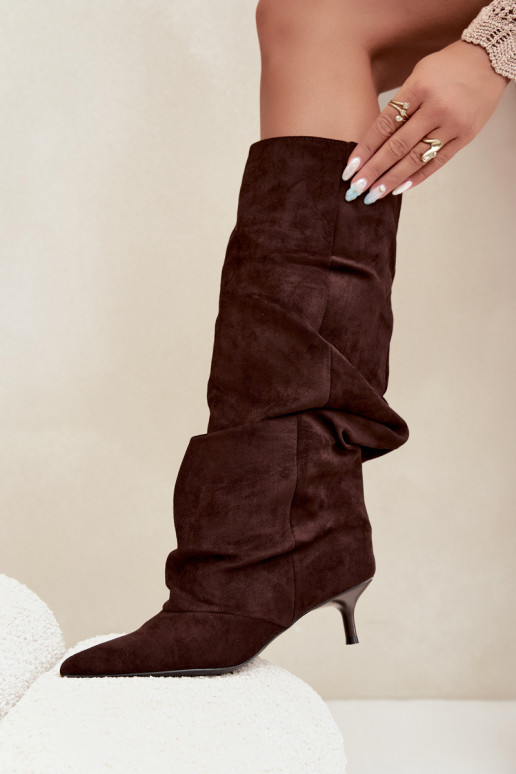 Bottes hautes froissées chocolat avec talon kitten en daim LoĮen