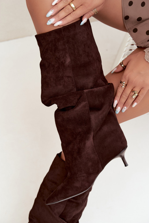 Bottes hautes froissées chocolat avec talon kitten en daim LoĮen