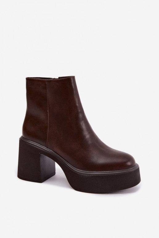 Bottines isolées avec talon et plateforme couleur chocolat Lurela