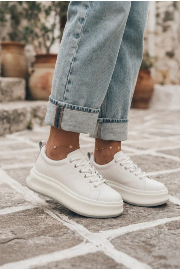 Baskets blanches pour femmes avec plateforme GOE SS2N4021