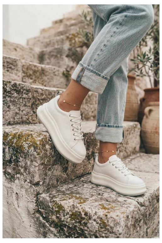 Baskets blanches pour femmes avec plateforme GOE SS2N4021