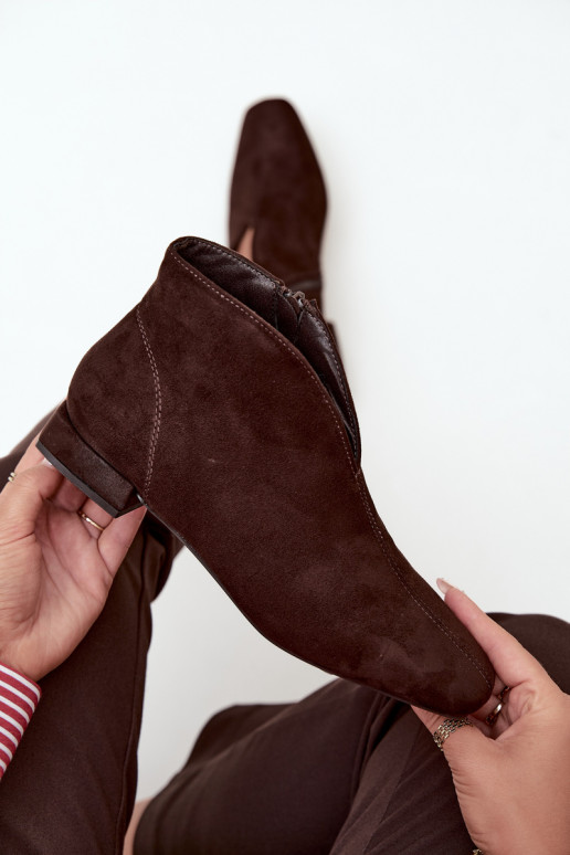 Bottines chocolat basses Cut Out avec larges talons Canella