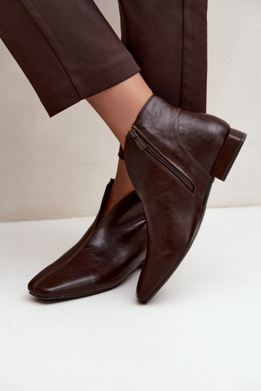 Bottines marron foncé basses Cut Out avec larges talons en simili cuir Canella