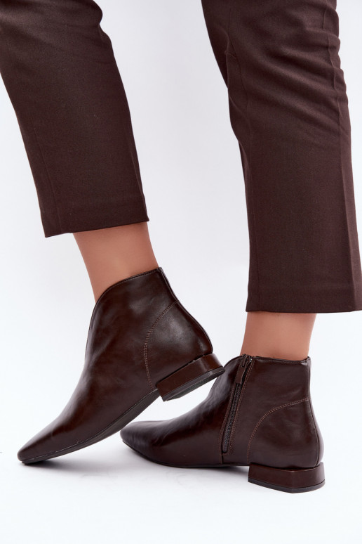 Bottines marron foncé basses Cut Out avec larges talons en simili cuir Canella