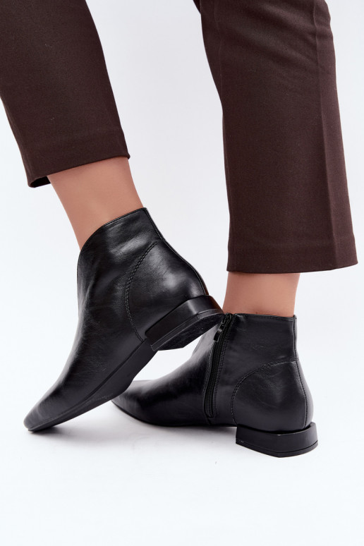 Bottines noires basses Cut Out avec larges talons en simili cuir Canella