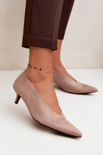 Chaussures en daim sable avec Kitten Heel Nuretta