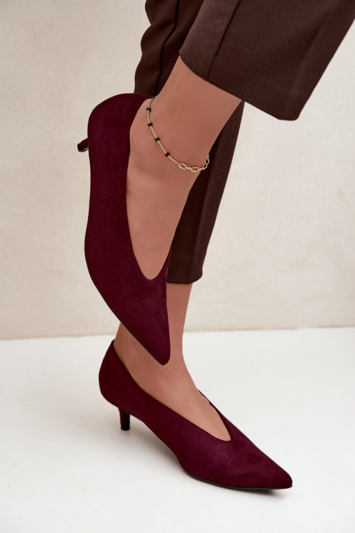 Chaussures en daim bordeaux avec Kitten Heel Nuretta