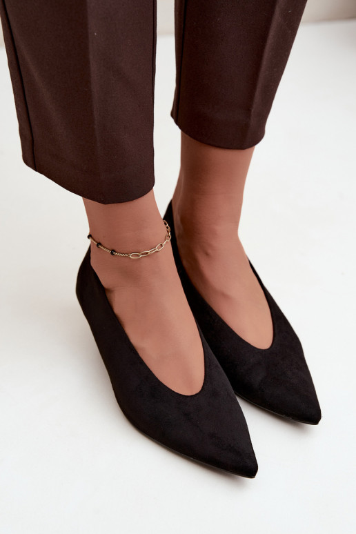 Chaussures en daim noires avec Kitten Heel Nuretta