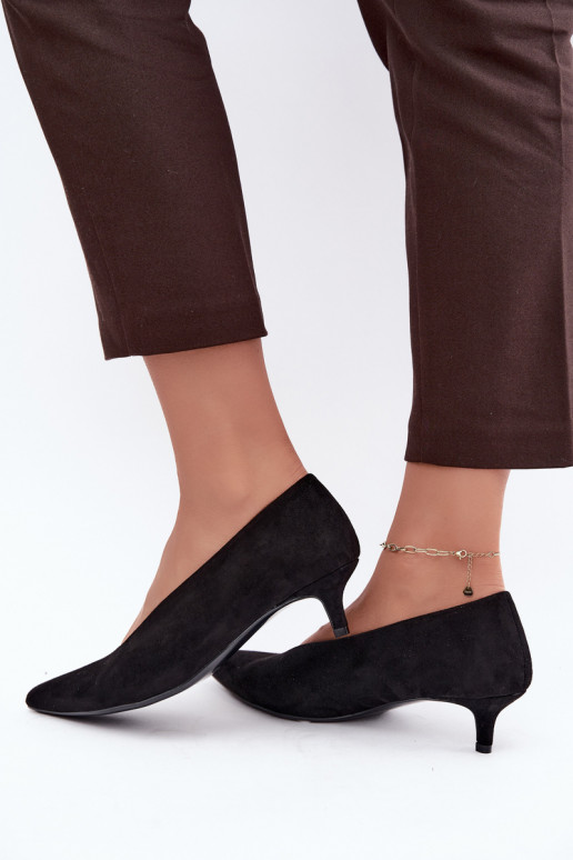 Chaussures en daim noires avec Kitten Heel Nuretta