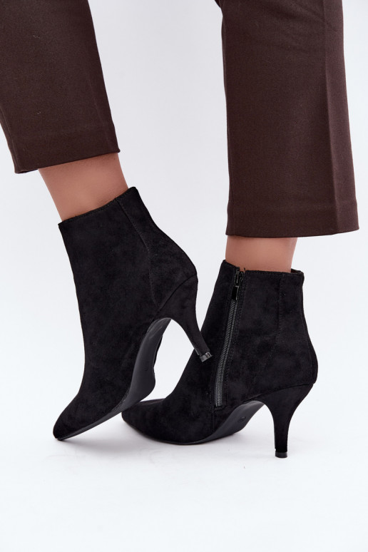 Bottines noires en suède synthétique avec talons aiguilles Niretta