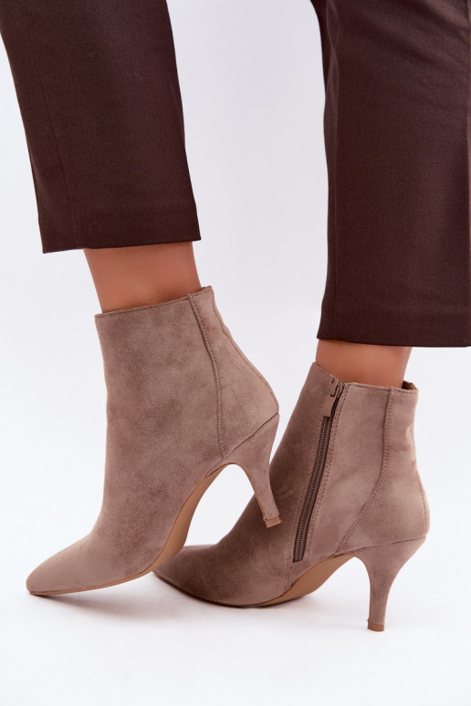 Bottines kaki en suède synthétique avec talons aiguilles Niretta
