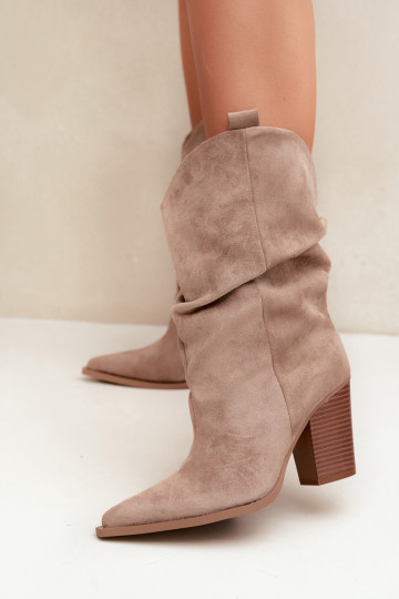 Bottines beiges en daim avec volants sur le talon Inela 2