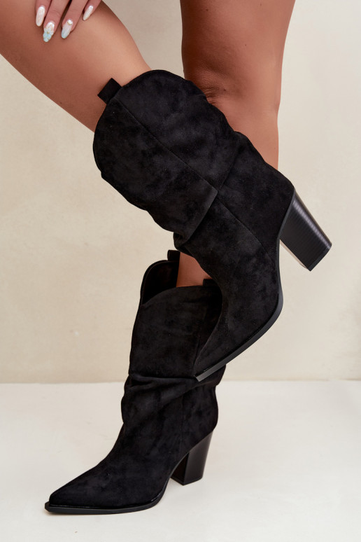 Bottines noires en daim avec volants sur le talon Inela