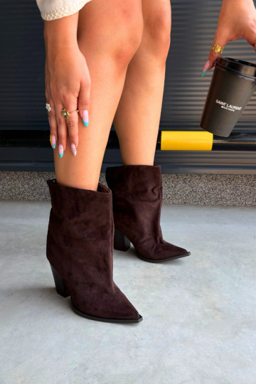 Bottines femmes à bout pointu couleur chocolat Hileta