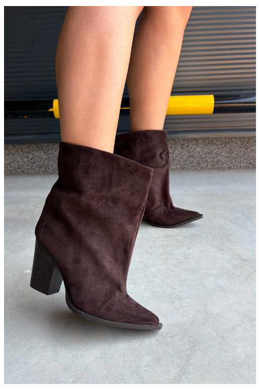 Bottines femmes à bout pointu couleur chocolat Hileta