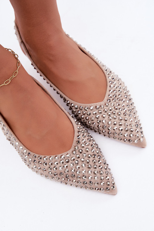 Sandales beiges pour femmes avec clous et petit talon Tai turidden