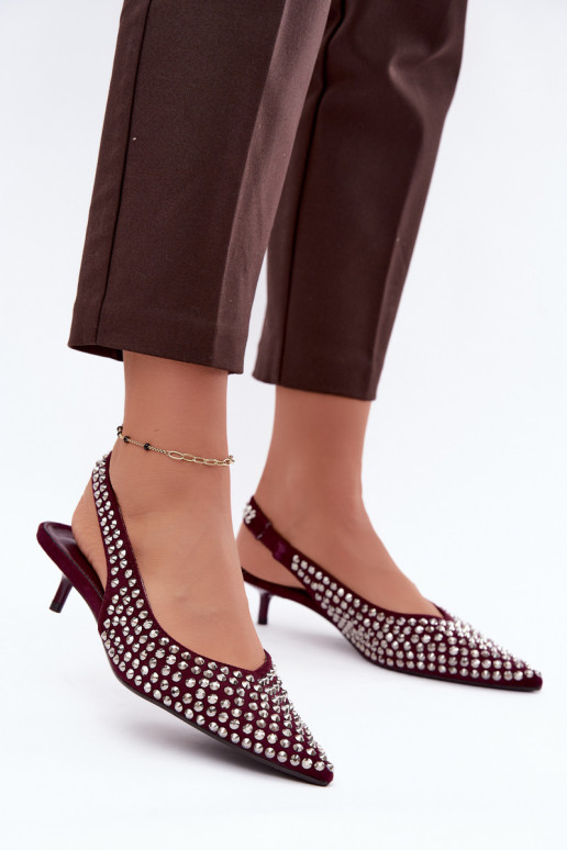 Sandales bordeaux pour femmes avec clous et petit talon Tai turidden