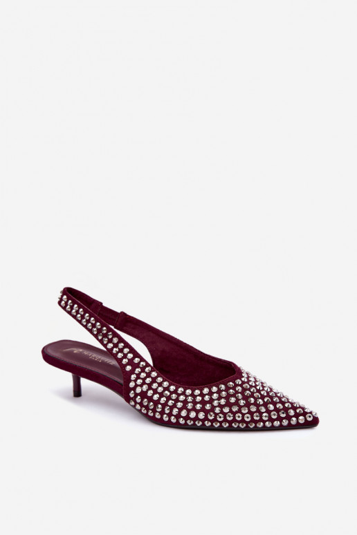 Sandales bordeaux pour femmes avec clous et petit talon Tai turidden