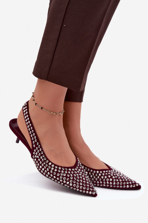 Sandales bordeaux pour femmes avec clous et petit talon Tai turidden