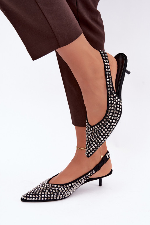Sandales noires pour femmes avec clous et petit talon Tai turidden